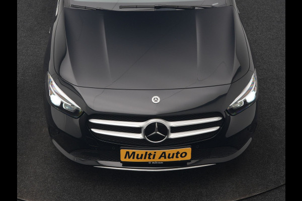Mercedes-Benz B-Klasse 250 e Advantage PHEV 218pk Dealer O.H. | Trekhaak Af Fabriek | Adaptive Cruise | Head Up | Burmester Audio | Camera | Lederen Sportstoelen Memory & Verwarmd | BLIS | Apple Carplay | Widescreen Navi | DAB | Plug In Hybrid |