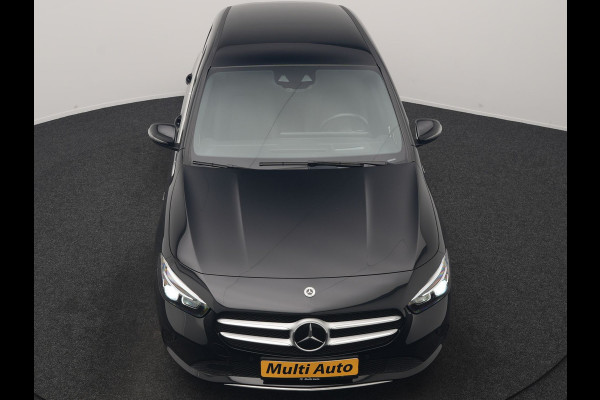 Mercedes-Benz B-Klasse 250 e Advantage PHEV 218pk Dealer O.H. | Trekhaak Af Fabriek | Adaptive Cruise | Head Up | Burmester Audio | Camera | Lederen Sportstoelen Memory & Verwarmd | BLIS | Apple Carplay | Widescreen Navi | DAB | Plug In Hybrid |