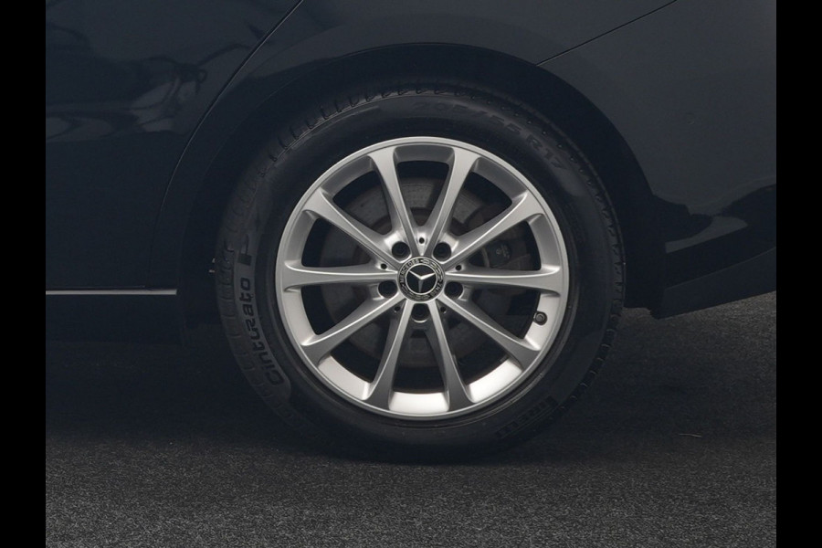 Mercedes-Benz B-Klasse 250 e Advantage PHEV 218pk Dealer O.H. | Trekhaak Af Fabriek | Adaptive Cruise | Head Up | Burmester Audio | Camera | Lederen Sportstoelen Memory & Verwarmd | BLIS | Apple Carplay | Widescreen Navi | DAB | Plug In Hybrid |