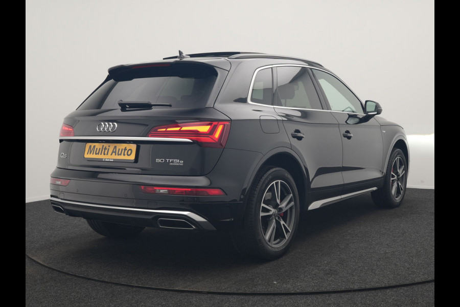Audi Q5 50 TFSI e 2x S Line PHEV 300pk Dealer O.H. | Panodak | 360 Camera | Head Up | Lederen Sportstoelen Verwarmd | Keyless | Apple Carplay | Cruise Control | Virtual Cockpit | Navigatie | DAB | 19"L.M | Plug In Hybrid |