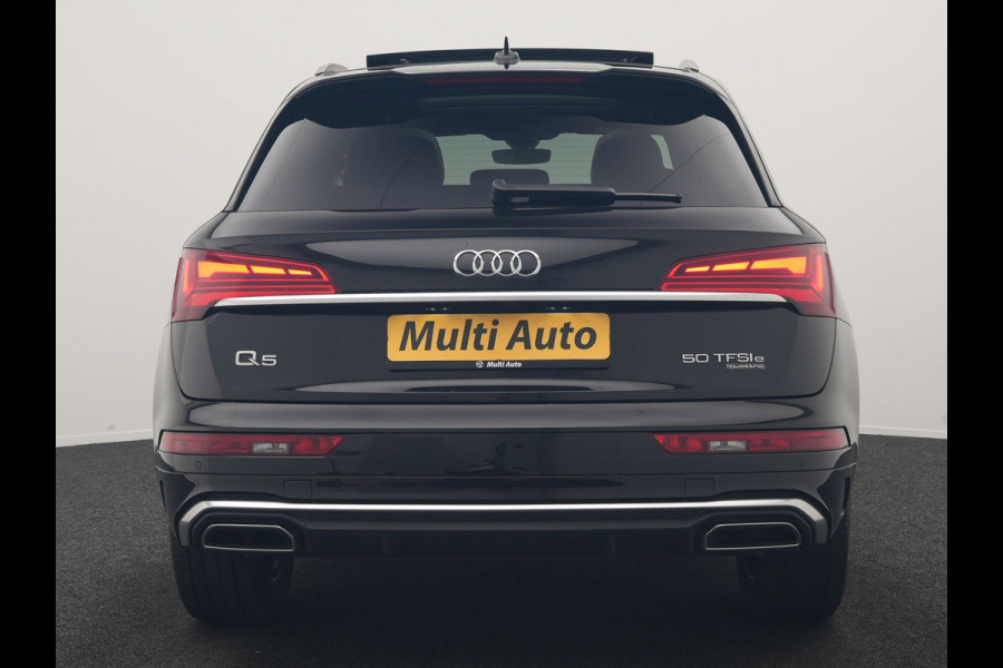 Audi Q5 50 TFSI e 2x S Line PHEV 300pk Dealer O.H. | Panodak | 360 Camera | Head Up | Lederen Sportstoelen Verwarmd | Keyless | Apple Carplay | Cruise Control | Virtual Cockpit | Navigatie | DAB | 19"L.M | Plug In Hybrid |