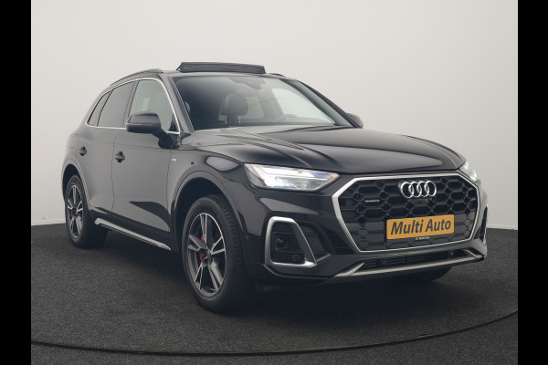 Audi Q5 50 TFSI e 2x S Line PHEV 300pk Dealer O.H. | Panodak | 360 Camera | Head Up | Lederen Sportstoelen Verwarmd | Keyless | Apple Carplay | Cruise Control | Virtual Cockpit | Navigatie | DAB | 19"L.M | Plug In Hybrid |