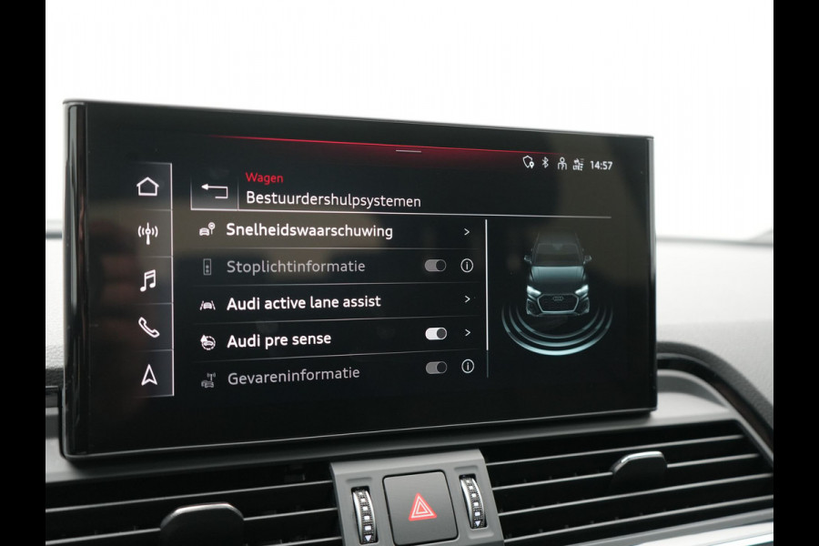 Audi Q5 50 TFSI e 2x S Line PHEV 300pk Dealer O.H. | Panodak | 360 Camera | Head Up | Lederen Sportstoelen Verwarmd | Keyless | Apple Carplay | Cruise Control | Virtual Cockpit | Navigatie | DAB | 19"L.M | Plug In Hybrid |