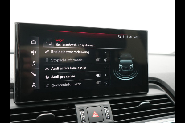 Audi Q5 50 TFSI e 2x S Line PHEV 300pk Dealer O.H. | Panodak | 360 Camera | Head Up | Lederen Sportstoelen Verwarmd | Keyless | Apple Carplay | Cruise Control | Virtual Cockpit | Navigatie | DAB | 19"L.M | Plug In Hybrid |