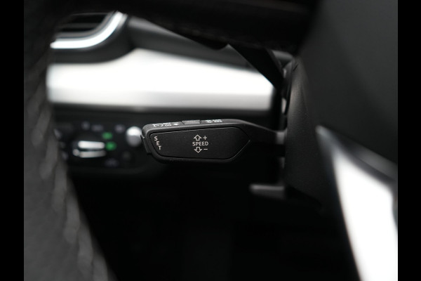 Audi Q5 50 TFSI e 2x S Line PHEV 300pk Dealer O.H. | Panodak | 360 Camera | Head Up | Lederen Sportstoelen Verwarmd | Keyless | Apple Carplay | Cruise Control | Virtual Cockpit | Navigatie | DAB | 19"L.M | Plug In Hybrid |