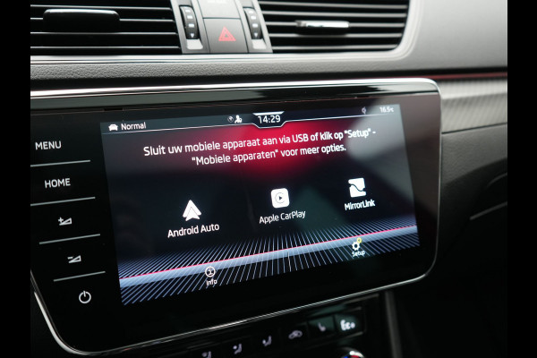Škoda Superb Combi 1.4 TSI iV Sportline Business PHEV 218pk Dealer O.H. | Trekhaak Af Fabriek | Panodak | Adaptive Cruise | Camera | Canton Audio | Alcantara Sportstoelen Memory & Verwarmd | Stuur Verwarmd | Sfeerverlichting | Keyless | BLIS | Crystal LED | Plug In Hybrid |