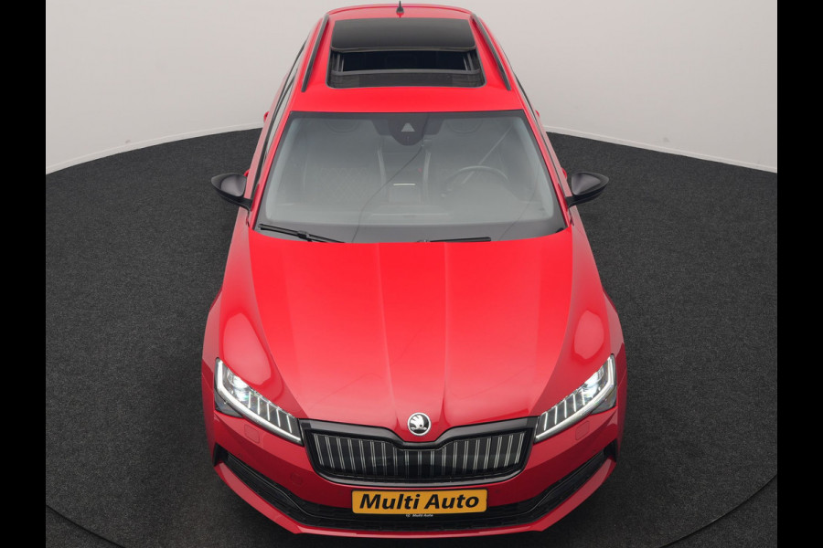 Škoda Superb Combi 1.4 TSI iV Sportline Business PHEV 218pk Dealer O.H. | Trekhaak Af Fabriek | Panodak | Adaptive Cruise | Camera | Canton Audio | Alcantara Sportstoelen Memory & Verwarmd | Stuur Verwarmd | Sfeerverlichting | Keyless | BLIS | Crystal LED | Plug In Hybrid |