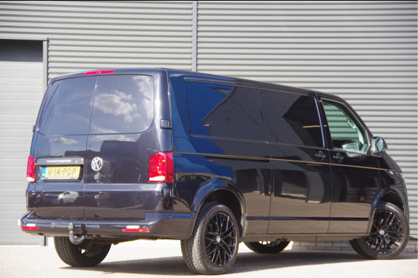 Volkswagen Transporter 2.0 TDI L2 3-ZITS, 150PK AUT. LED, 2X SCHUIFDEUR, TREKHAAK, STANDKACHEL, STOELVERWARMING, CAMERA, ADAPT. CRUISE, AIRCO, DUBBELE