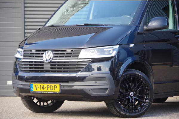 Volkswagen Transporter 2.0 TDI L2 3-ZITS, 150PK AUT. LED, 2X SCHUIFDEUR, TREKHAAK, STANDKACHEL, STOELVERWARMING, CAMERA, ADAPT. CRUISE, AIRCO, DUBBELE