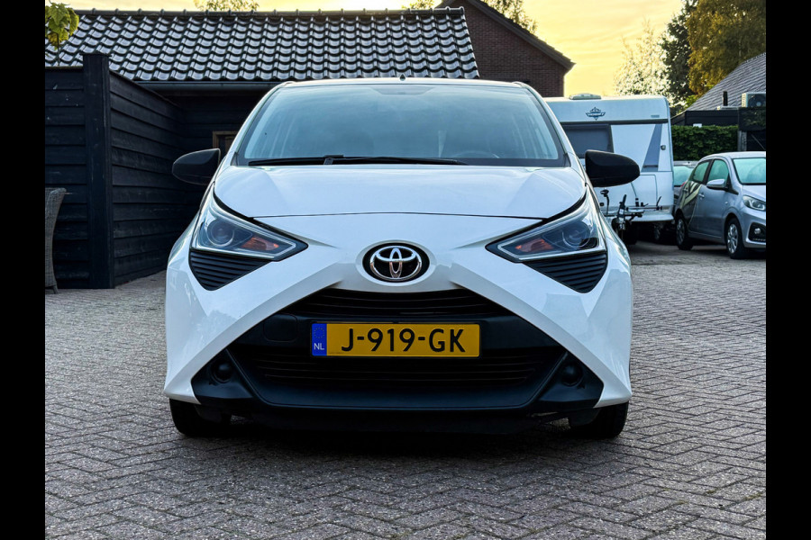 Toyota Aygo 1.0 VVT-i x - Cruise Control, Isofix, Goed onderhouden!
