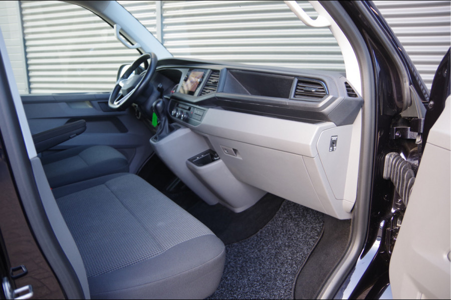Volkswagen Transporter 2.0 TDI L2 3-ZITS, 150PK AUT. LED, 2X SCHUIFDEUR, TREKHAAK, STANDKACHEL, STOELVERWARMING, CAMERA, ADAPT. CRUISE, AIRCO, DUBBELE