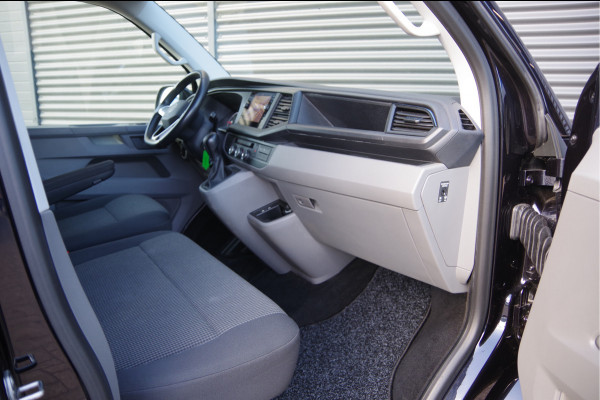 Volkswagen Transporter 2.0 TDI L2 3-ZITS, 150PK AUT. LED, 2X SCHUIFDEUR, TREKHAAK, STANDKACHEL, STOELVERWARMING, CAMERA, ADAPT. CRUISE, AIRCO, DUBBELE
