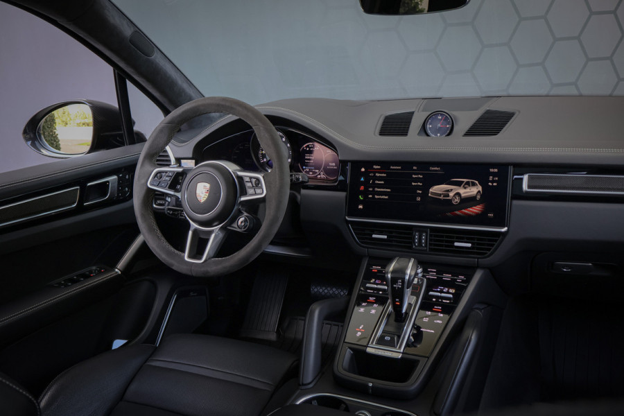 Porsche Cayenne 3.0 E-Hybrid Platinum Edition BTW AUTO | TECHART VOORSPOILER | CARBON | BURMESTER | STOELVERKOELING & VERWARMING | HEAD UP | PLA BTW AUTO | TECHART VOORSPOILER | CARBON | BURMESTER | STOELVERKOELING & VERWARMING | HEAD UP | PLATINUM EDITION |
