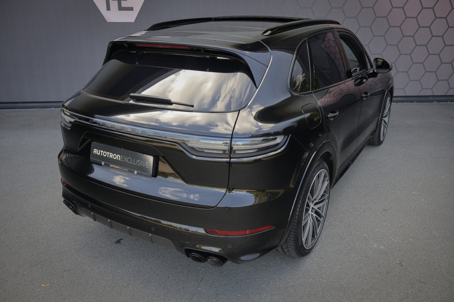 Porsche Cayenne 3.0 E-Hybrid Platinum Edition BTW AUTO | TECHART VOORSPOILER | CARBON | BURMESTER | STOELVERKOELING & VERWARMING | HEAD UP | PLA BTW AUTO | TECHART VOORSPOILER | CARBON | BURMESTER | STOELVERKOELING & VERWARMING | HEAD UP | PLATINUM EDITION |