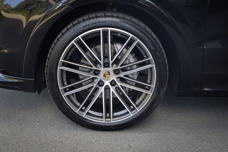 Porsche Cayenne 3.0 E-Hybrid Platinum Edition BTW AUTO | TECHART VOORSPOILER | CARBON | BURMESTER | STOELVERKOELING & VERWARMING | HEAD UP | PLA BTW AUTO | TECHART VOORSPOILER | CARBON | BURMESTER | STOELVERKOELING & VERWARMING | HEAD UP | PLATINUM EDITION |