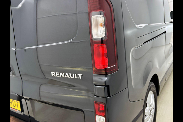 Renault Trafic 2.0 Blue dCi 110PK T30 L2H1 Advance Navigatie Camera Airco Trekhaak Lichtmetalen velgen