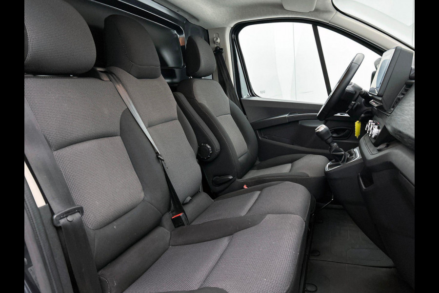 Renault Trafic 2.0 Blue dCi 110PK T30 L2H1 Advance Navigatie Camera Airco Trekhaak Lichtmetalen velgen
