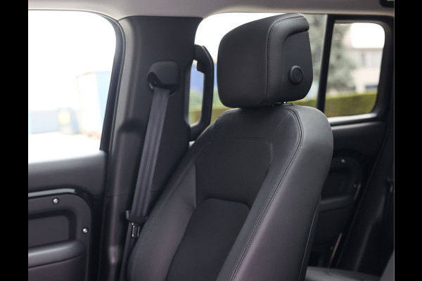 Land Rover Defender P300e X-Dynamic HSE | Meridian - HUD - Trekhaak