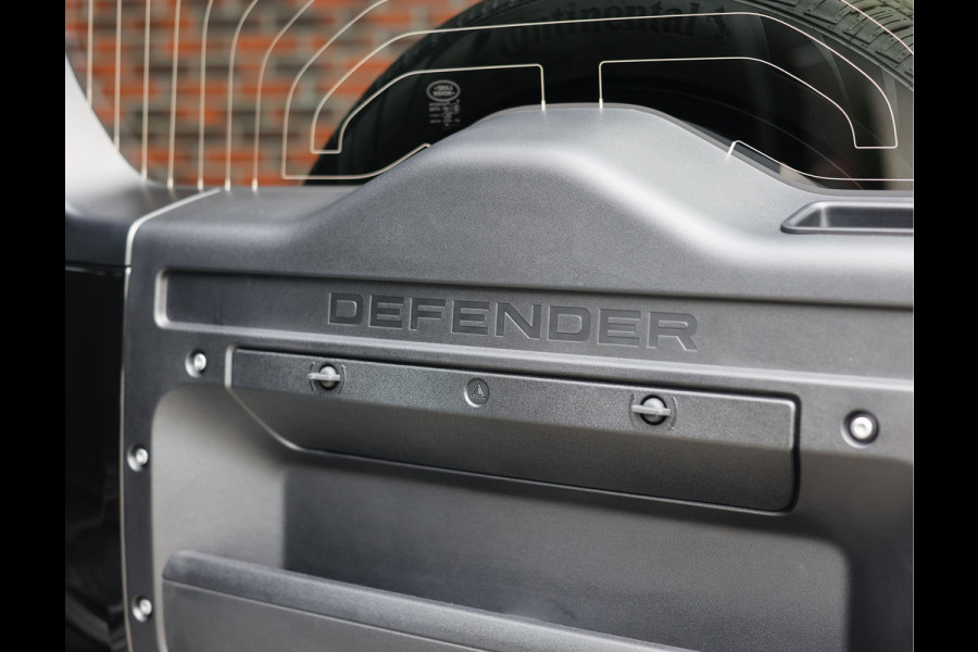 Land Rover Defender P300e X-Dynamic HSE | Meridian - HUD - Trekhaak