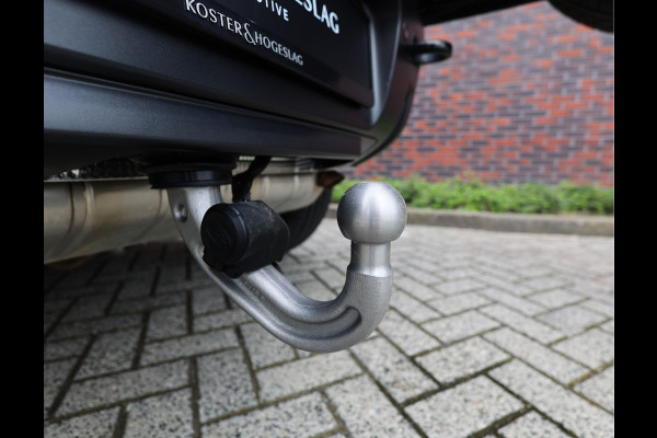 Land Rover Defender P300e X-Dynamic HSE | Meridian - HUD - Trekhaak