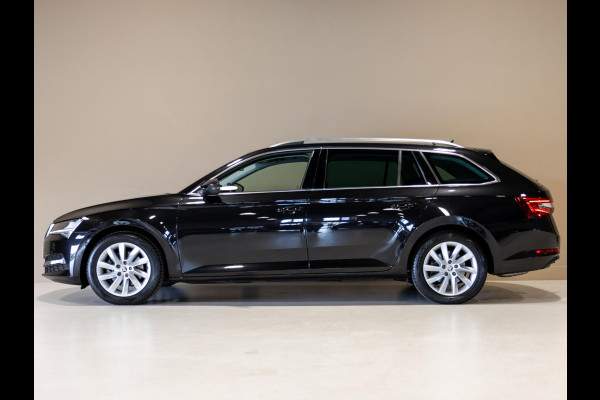 Škoda Superb Combi 1.5 TSI ACT Business Edition / 150pk / Trekhaak / NAP / Apple CarPlay /
