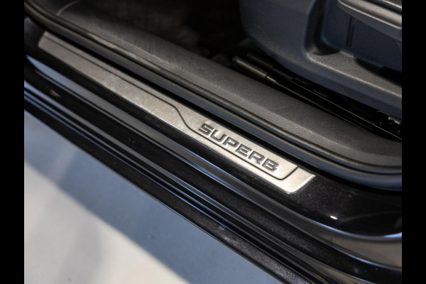 Škoda Superb Combi 1.5 TSI ACT Business Edition / 150pk / Trekhaak / NAP / Apple CarPlay /