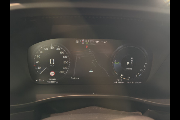 Volvo XC40 T5 Aut Plug-in Hybrid R-Design Parkeercamera Leder + Alcantara 262pk