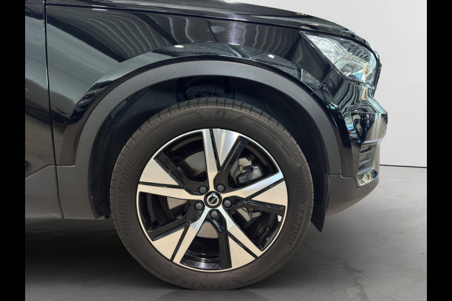 Volvo XC40 T5 Aut Plug-in Hybrid R-Design Parkeercamera Leder + Alcantara 262pk