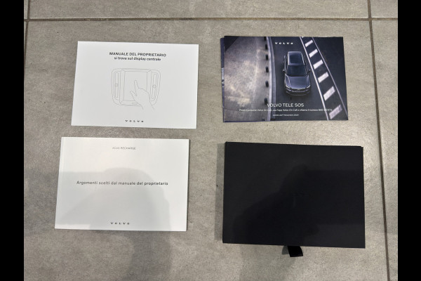 Volvo XC40 T5 Aut Plug-in Hybrid R-Design Parkeercamera Leder + Alcantara 262pk