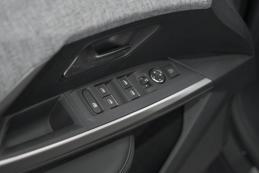Peugeot 3008 1.2 Hybrid 145 GT | Elektrische Kofferklep | Camera | Adaptieve Cruise Control | Apple CarPlay