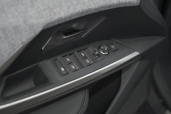 Peugeot 3008 1.2 Hybrid 145 GT | Elektrische Kofferklep | Camera | Adaptieve Cruise Control | Apple CarPlay