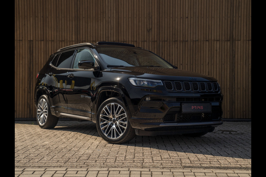 Jeep Compass 4xe 240pk Phev Summit | Pano-dak | Leder | Stoelverwarming | carplay | 19 inch