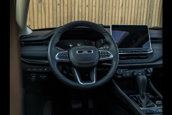Jeep Compass 4xe 240pk Phev Summit | Pano-dak | Leder | Stoelverwarming | carplay | 19 inch