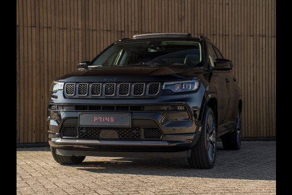 Jeep Compass 4xe 240pk Phev Summit | Pano-dak | Leder | Stoelverwarming | carplay | 19 inch