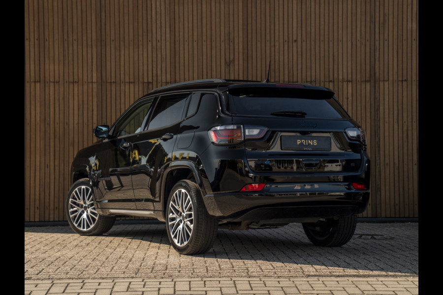 Jeep Compass 4xe 240pk Phev Summit | Pano-dak | Leder | Stoelverwarming | carplay | 19 inch