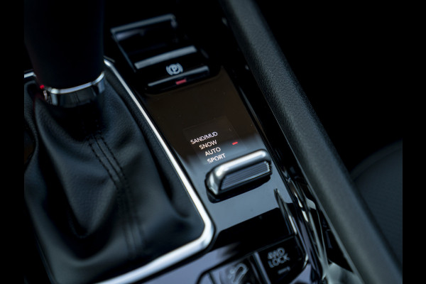 Jeep Compass 4xe 240pk Phev Summit | Pano-dak | Leder | Stoelverwarming | carplay | 19 inch