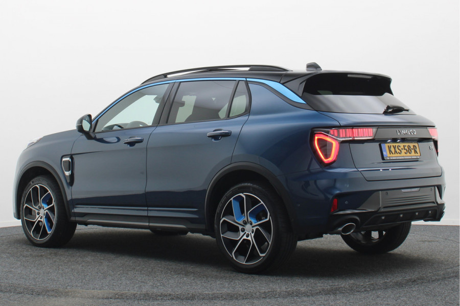 Lynk & Co 01 1.5 Plug-in Hybrid 360° Camera, Panoramadak, Zwarte hemel, ACC, Apple Carplay, Infinity Sound, DAB, 20''