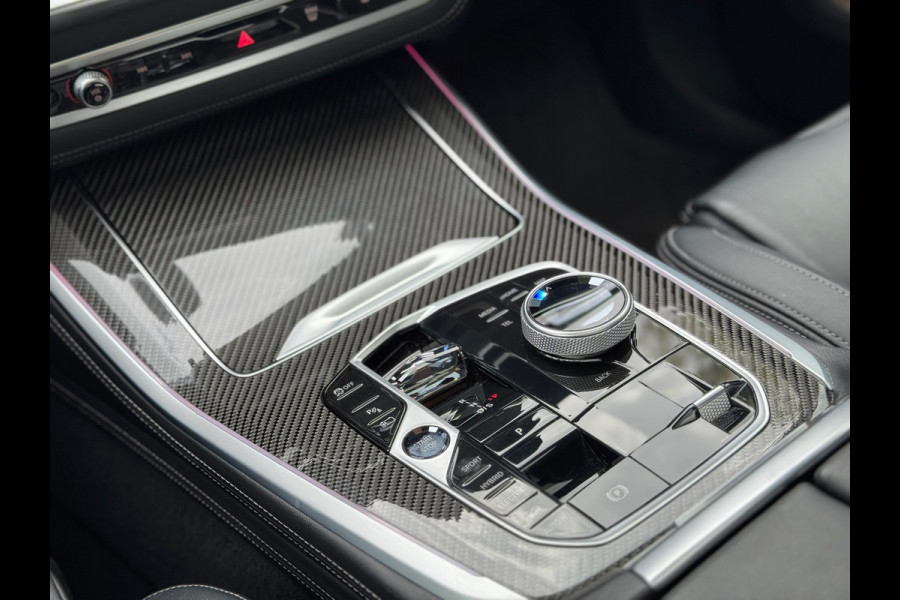 BMW X5 XDrive50e M Sport pro Launch Edition Vol Opties! M stoelen|Pano|HUD|360|Massage