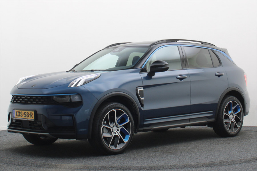Lynk & Co 01 1.5 Plug-in Hybrid 360° Camera, Panoramadak, Zwarte hemel, ACC, Apple Carplay, Infinity Sound, DAB, 20''