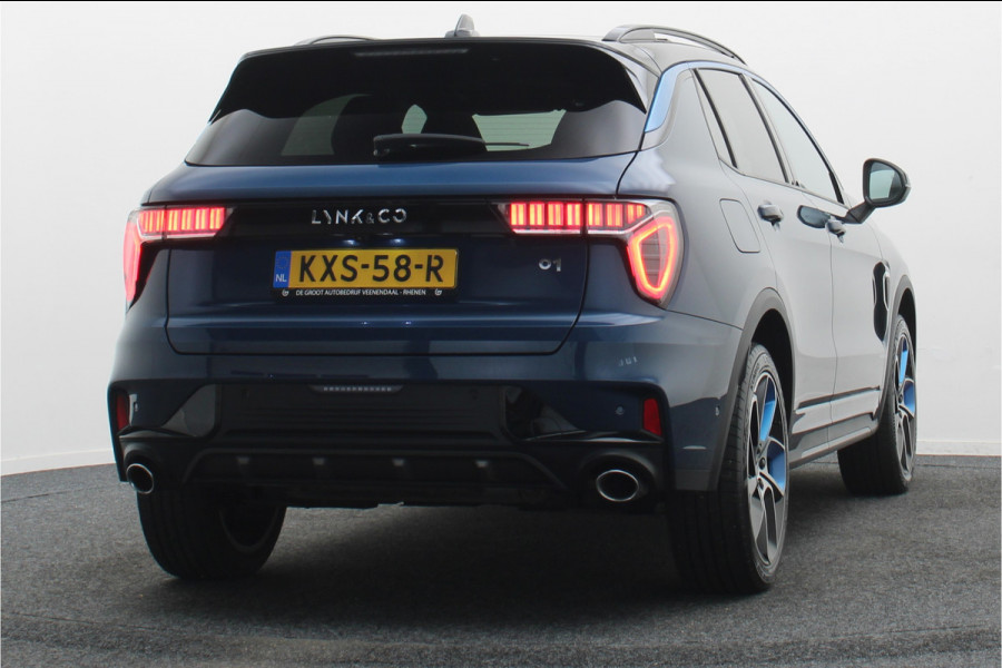 Lynk & Co 01 1.5 Plug-in Hybrid 360° Camera, Panoramadak, Zwarte hemel, ACC, Apple Carplay, Infinity Sound, DAB, 20''