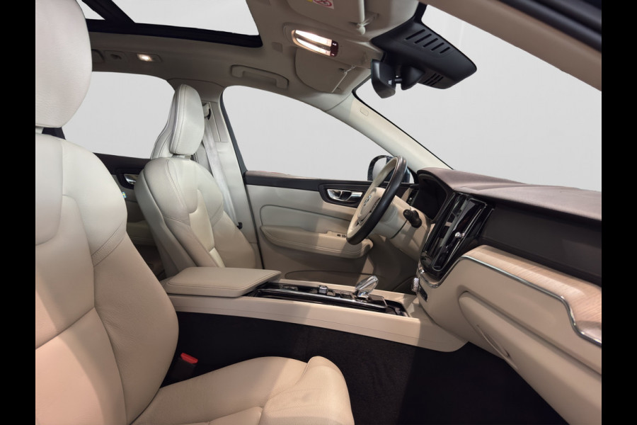 Volvo XC60 T6 Aut. Long Range Inscription Parkeercamera ACC Leder 340pk