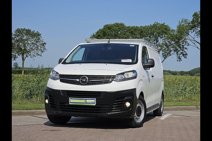 Opel Vivaro 1.5 CDTI L2H1 Edition Cruise control, Airco, Pdc, Carplay, Navi, Camera, Trekhaak, NAP, 3-Zits, Wp-Inrichting, Onderhoudshistorie, 1e Eigenaar!