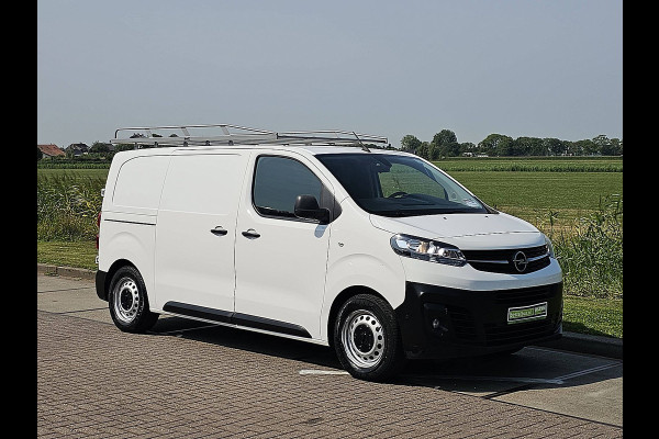 Opel Vivaro 1.5 CDTI L2H1 Edition Cruise control, Airco, Pdc, Carplay, Navi, Camera, Trekhaak, NAP, 3-Zits, Wp-Inrichting, Onderhoudshistorie, 1e Eigenaar!