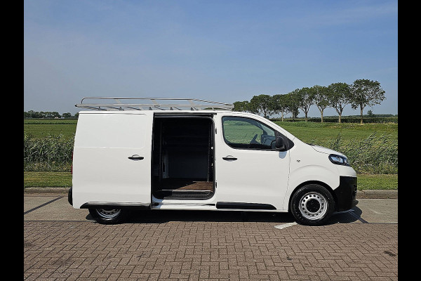 Opel Vivaro 1.5 CDTI L2H1 Edition Cruise control, Airco, Pdc, Carplay, Navi, Camera, Trekhaak, NAP, 3-Zits, Wp-Inrichting, Onderhoudshistorie, 1e Eigenaar!