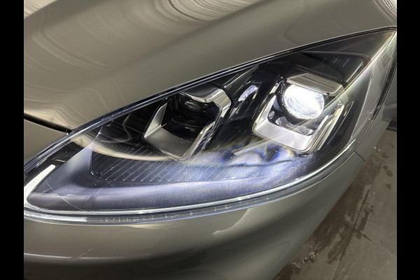 Ford Kuga 2.5 PHEV ST-Line X | Trekhaak Wegklapbaar | Winter Pack | Technology Pack | 19" Licht Metalen Velgen |