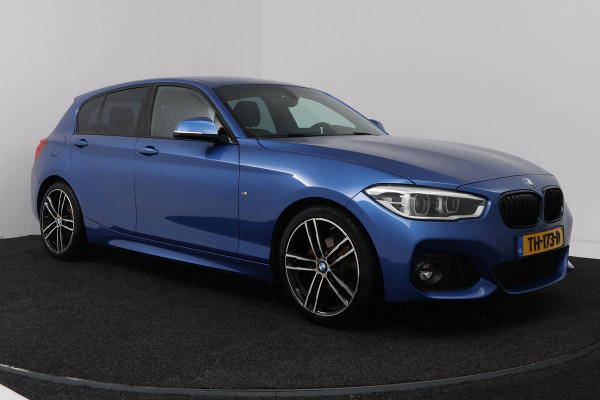 BMW 1-serie 118i Edition M Sport Shadow Executive (TREKHAAK, CRUISE CONTROL, NAVIGATIE, DEALER ONDERHOUDEN)