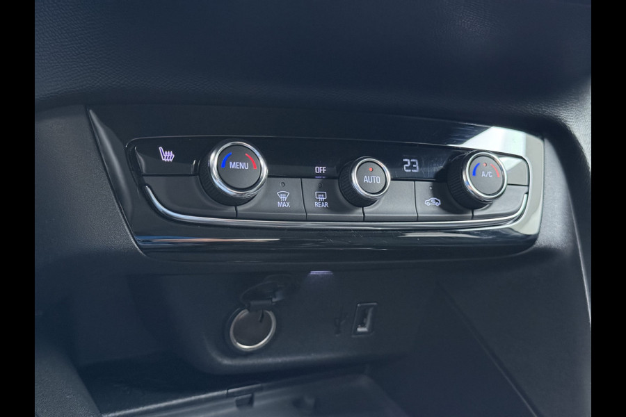 Opel Corsa 5Drs 101PK Camera Stoel+Stuurverwarming Navi Apple Carplay Android Auto Elegance Regen-Lichtsensor Keyless entry/start Privacy Glas Lmv Led Bluetooth Lane Assist Isofix 1e Eigenaar Dealeronderhouden Origineel Nederlandse Auto