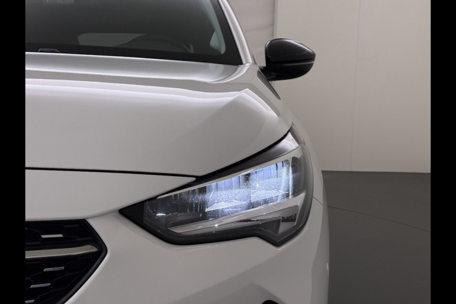 Opel Corsa 5Drs 101PK Camera Stoel+Stuurverwarming Navi Apple Carplay Android Auto Elegance Regen-Lichtsensor Keyless entry/start Privacy Glas Lmv Led Bluetooth Lane Assist Isofix 1e Eigenaar Dealeronderhouden Origineel Nederlandse Auto