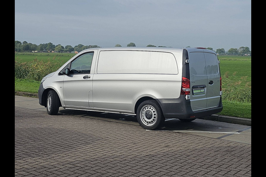 Mercedes-Benz Vito 114 CDI L2H1 Cruise control, Airco, Pdc, Carplay, Navi, Camera, Led, Lane-assist, Stoelverwarming, Werkplaats-Inrichting, Achterdeuren, 136 pk, Automaat