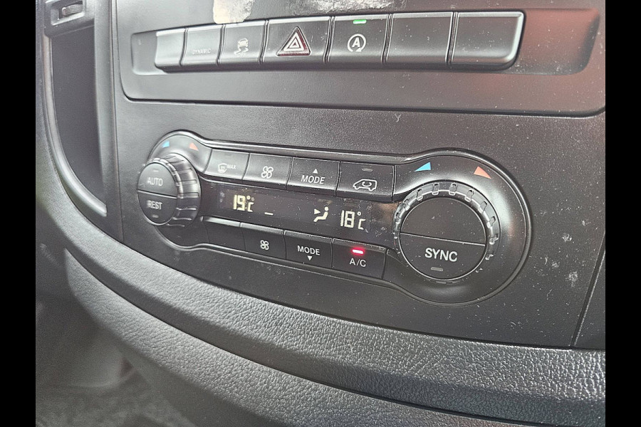 Mercedes-Benz Vito 114 CDI L2H1 Cruise control, Airco, Pdc, Carplay, Navi, Camera, Led, Lane-assist, Stoelverwarming, Werkplaats-Inrichting, Achterdeuren, 136 pk, Automaat